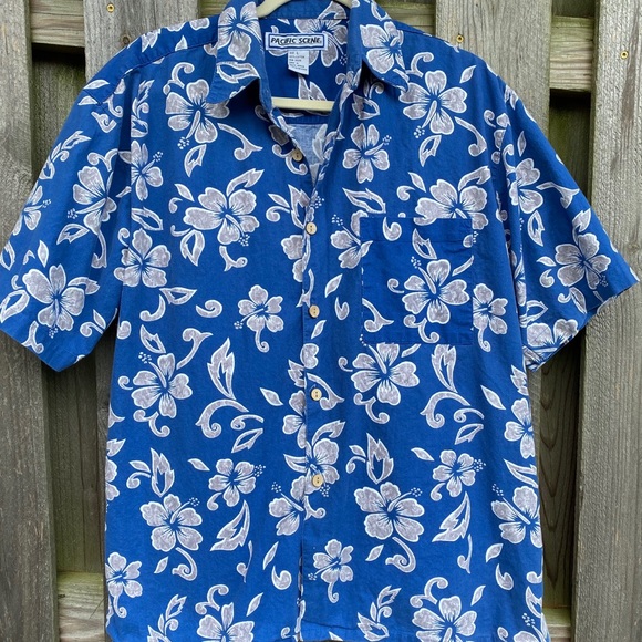 100% cotton Hawaiian shirt Blue floral from South Afri… - Picture 1 of 3